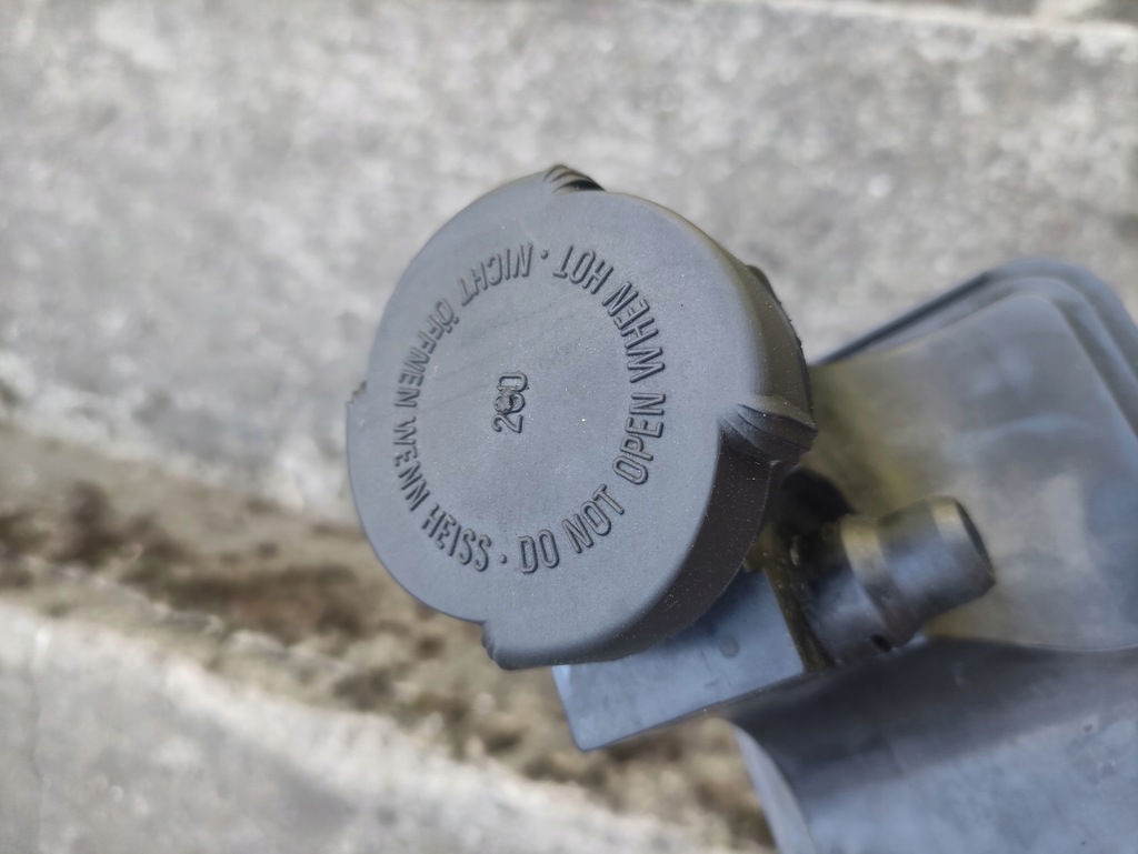 фото №9, Febi bilstein 33550 бачок розширювальний, рідина охолоджуючий