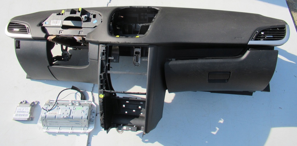 фото №1, Peugeot 207 панель приладів консоль панель приладів подушка безпеки датчик