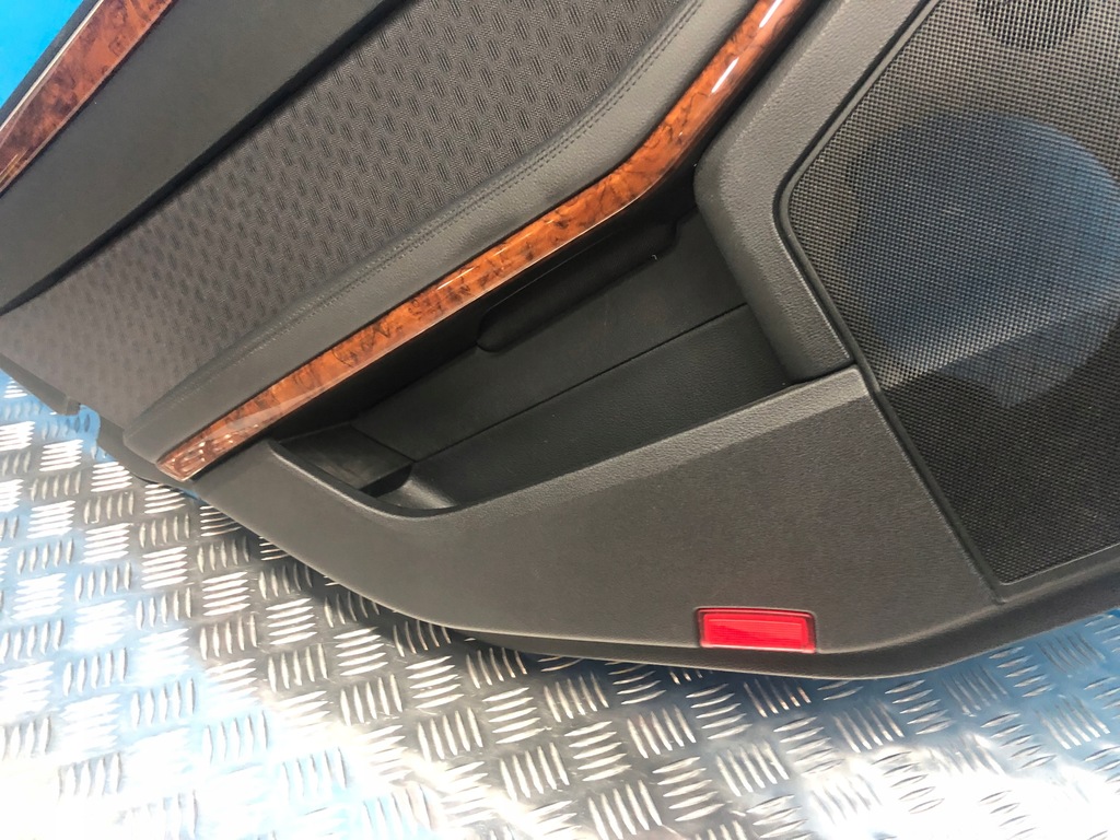 фото №8, Mercedes w212 обивка обшивка дверь левый задняя