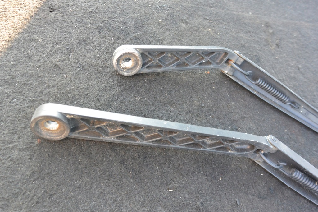 фото №6, Рычаг дворники kpl nissan maxima a33 qx eu