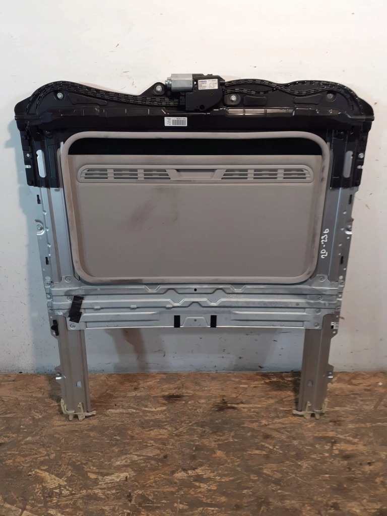 фото №2, Люк 7249799 bmw 1 f20 f21