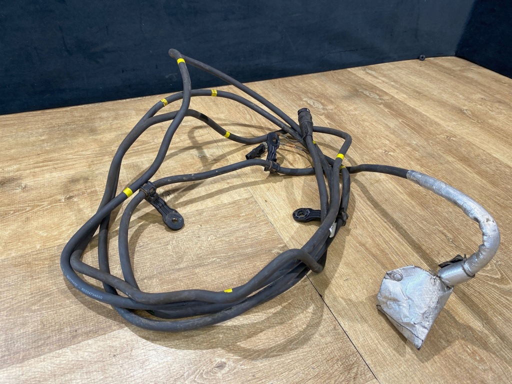 фото №1, Шланг adblue mercedes w222 long a2224704800