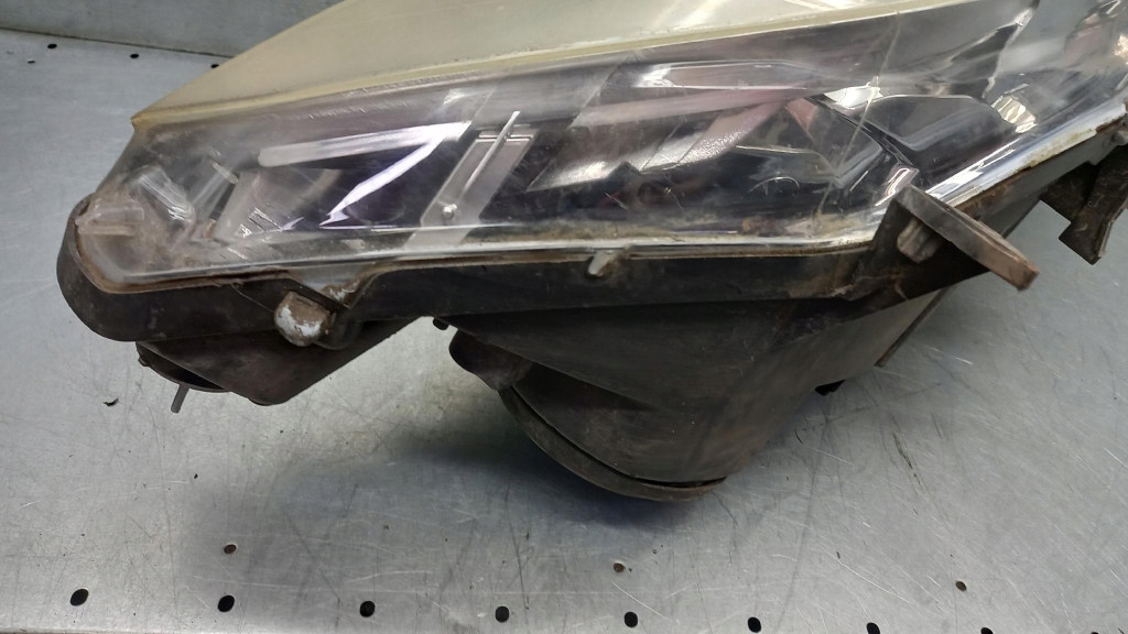 фото №9, Фара правий peugeot 307 i 04r