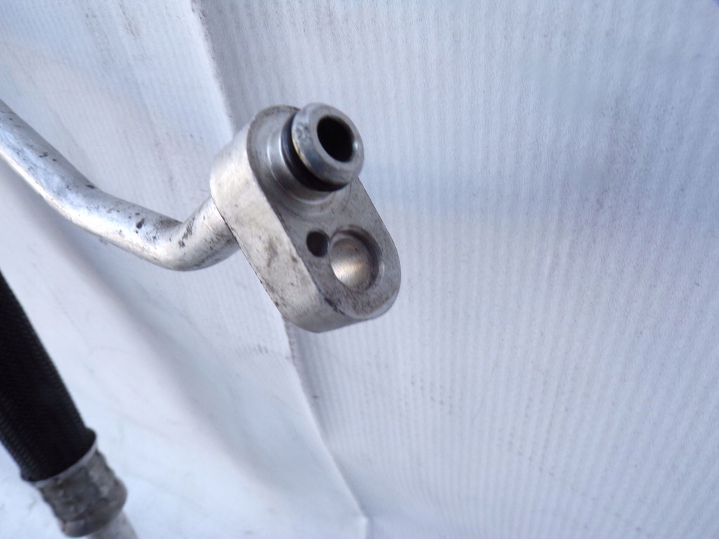 фото №10, Шланг кондиціонера discovery iv 3.0td v6