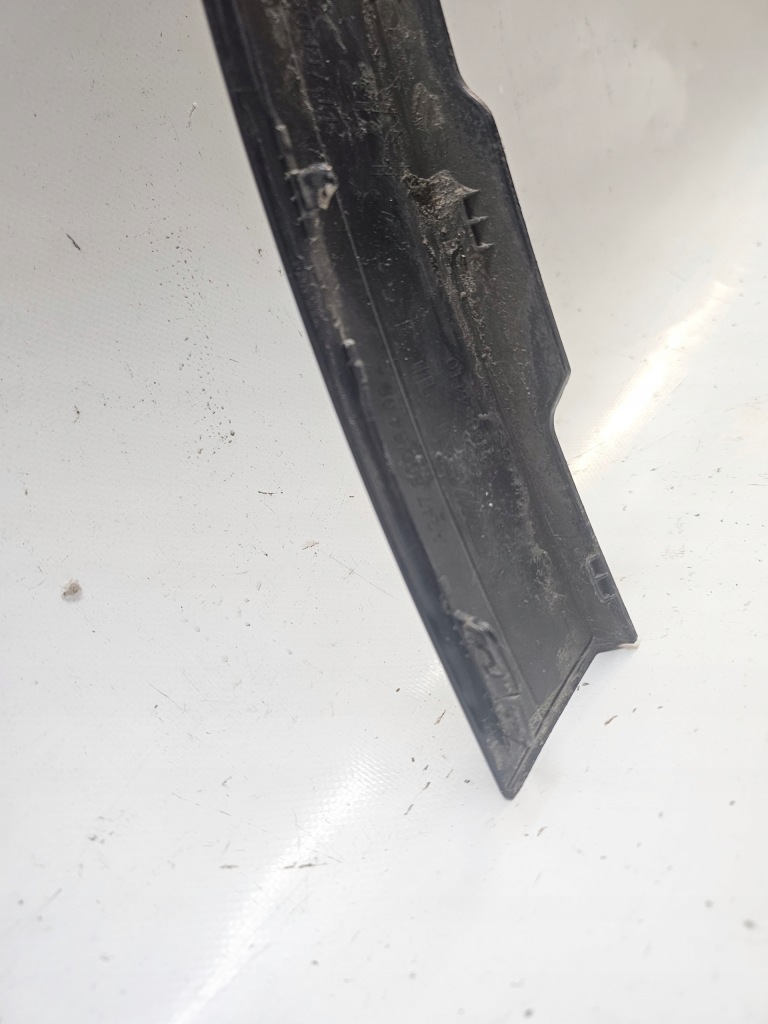 Молдинг на крила правий задній do mercedes glb amg x247 17- права a2478806409 Доставка