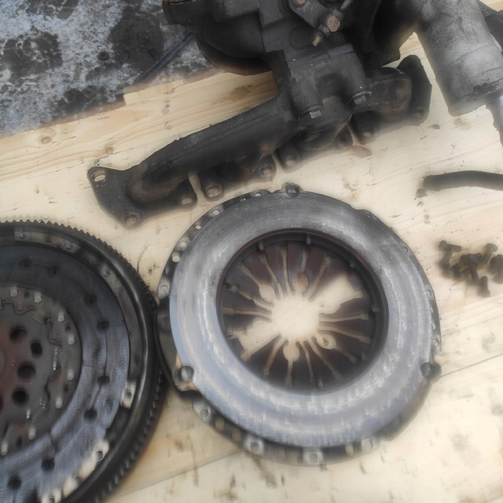 фото №6, Зчеплення колесо притиск 1.8t golf iv bora octavia i leon i a3 8l 038141025p