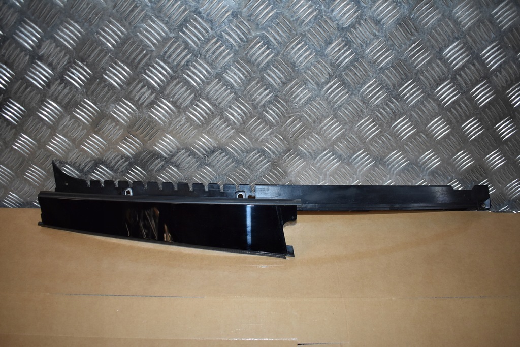 фото №1, Idealna молдинг дверь porsche panamera 971 1