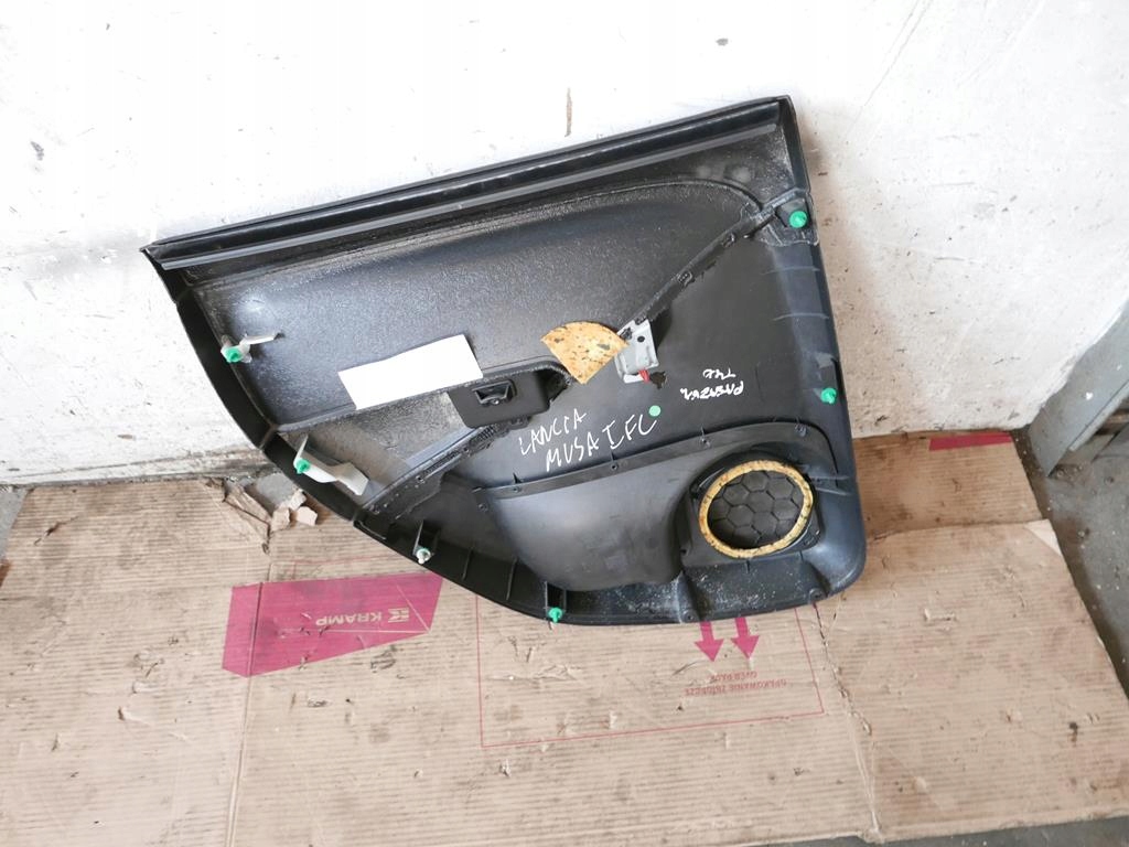 фото №7, Обивка обшивка правый задняя lancia musa i fl 5d 07-