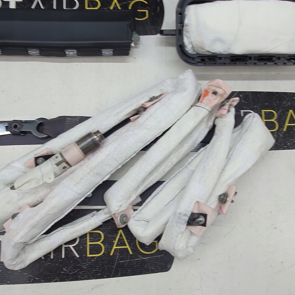 фото №9, Camaro панель приладів консоль подушки безпеки ремені подушка безпеки шторки безпеки stare повернення