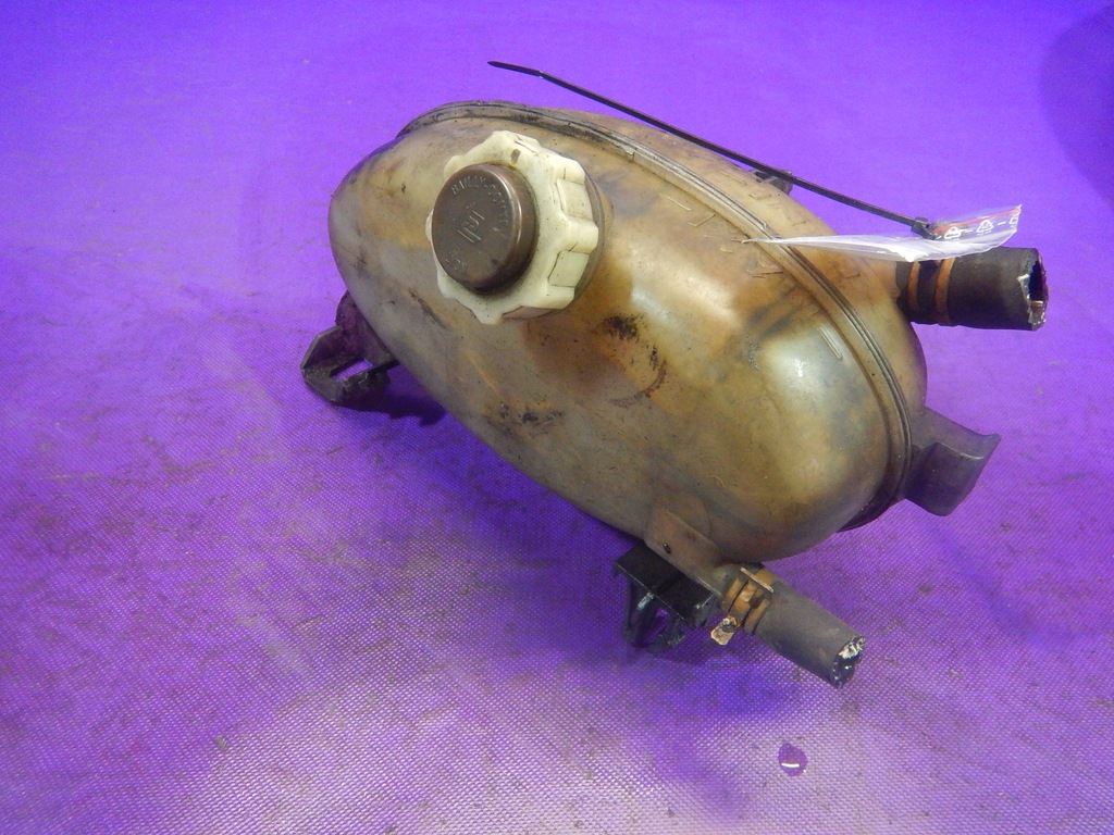 фото №1, Master ii 2,5 dci бачок расширительный 82005950