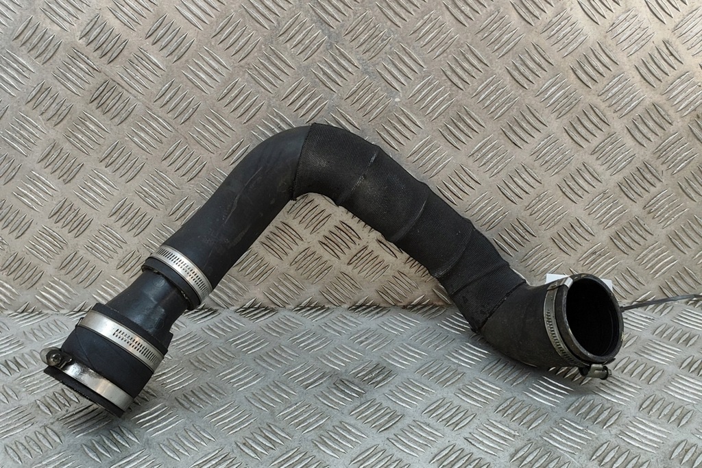 фото №5, Ford focus mk3 c346 шланг wąż радиатора промежуточный cv61-6k863-hf 2.