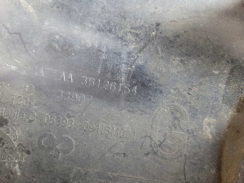 фото №6, Решітка бампера ліва перед peugeot 308 t9 ii