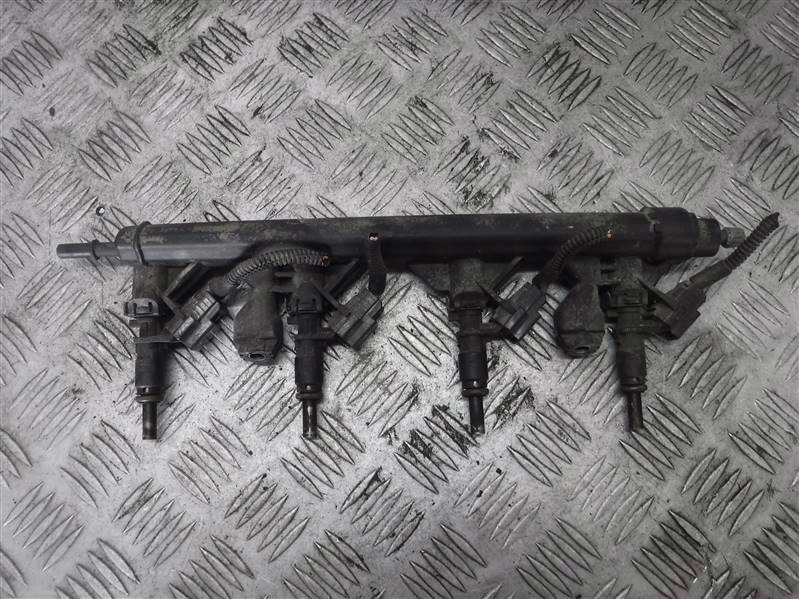 фото №1, Молдинг упорскування peugeot 206 1.6b