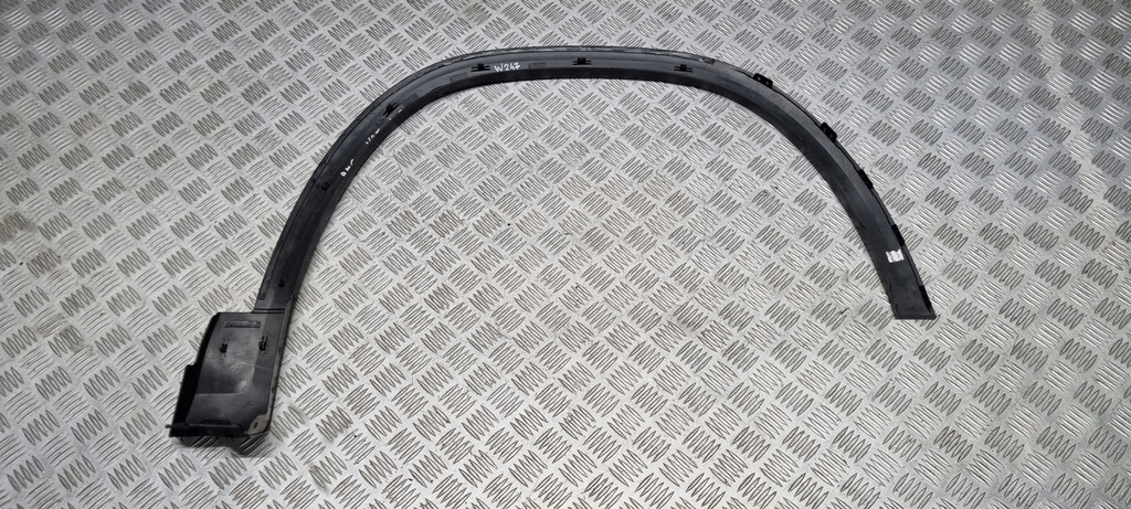 фото №10, Mercedes w247 h247 amg молдинг крыла левый перед передняя a2478806704