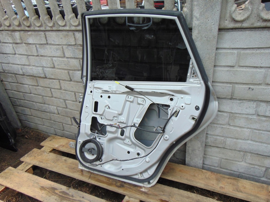 фото №12, Дверь правый задняя subaru impreza iii gh c3s