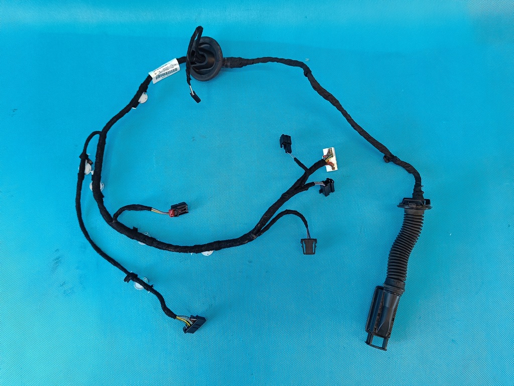 фото №9, Audi q3 f3 sportback 1.4 tsi 110kw 2024r джгут двері лівий задня 83a971687l