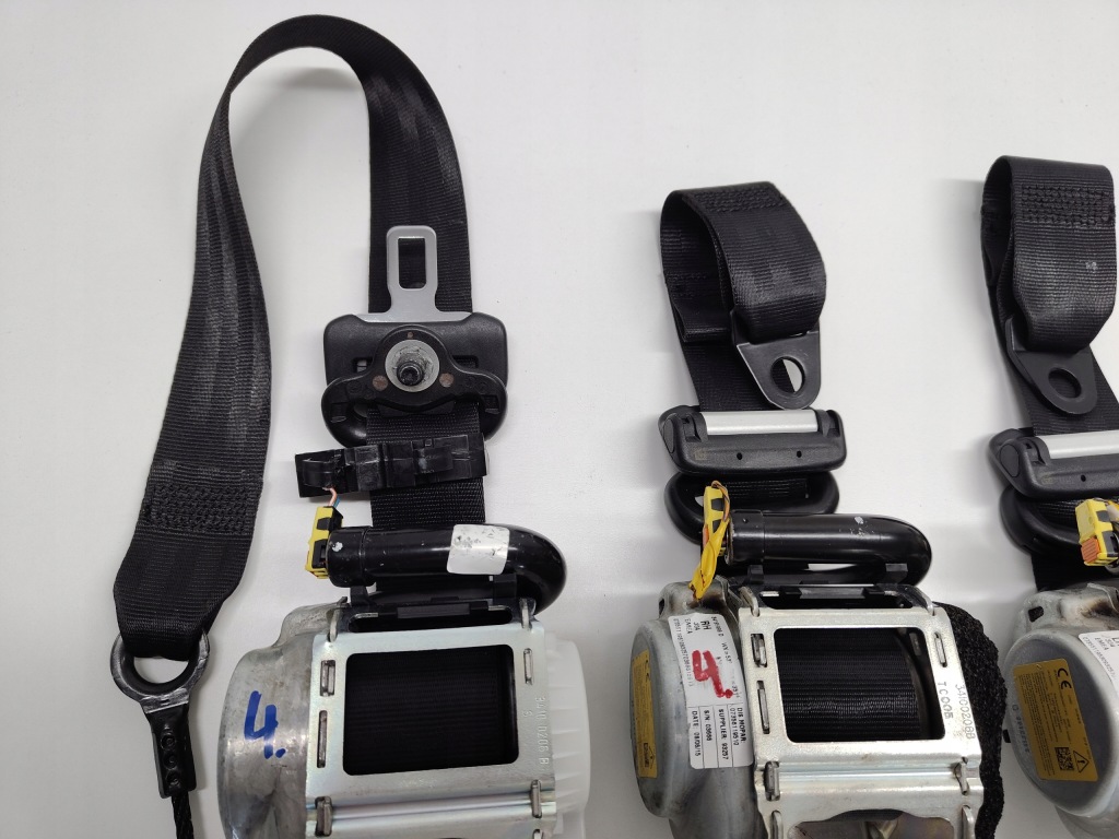 Fiat 500x ремені безпеки передні задні оригінал seat ремені 2014- в Україні