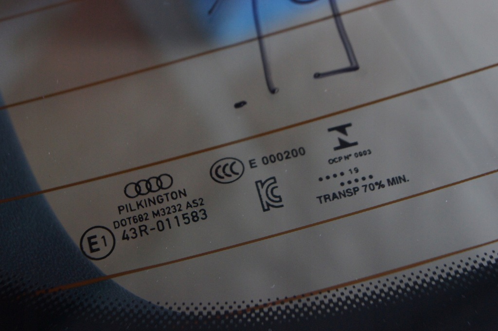 фото №9, Audi a3 8y s-line задня кришка багажника лампи бампер ly9t