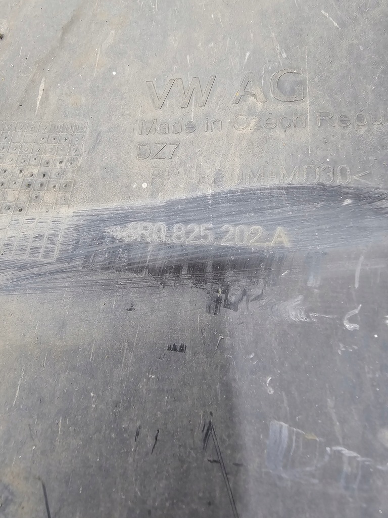 фото №6, Захист плита підвіска права audi a1 8x lift vw 6r0825202a