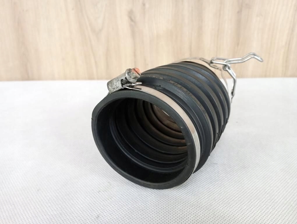 фото №4, Mercedes slk r170 lift труба воздухозаборник ловушка воздуха 2.3 k a1110981083