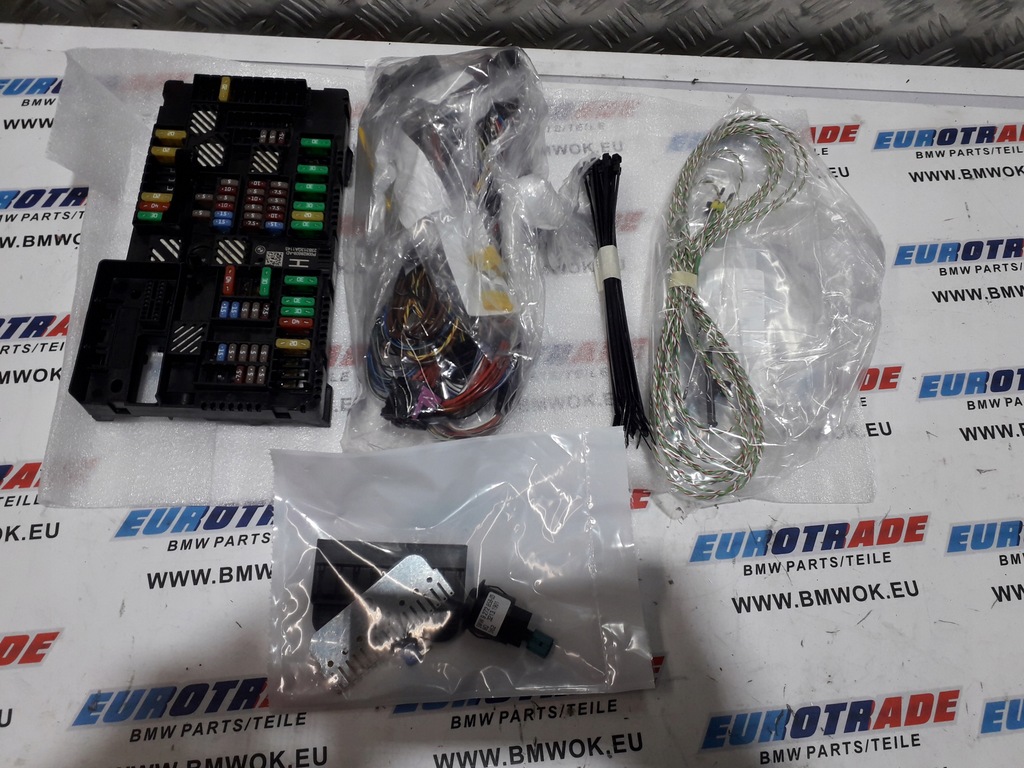 фото №9, Bmw x7 g07 hak буксировочный балка оригинальный 6883967