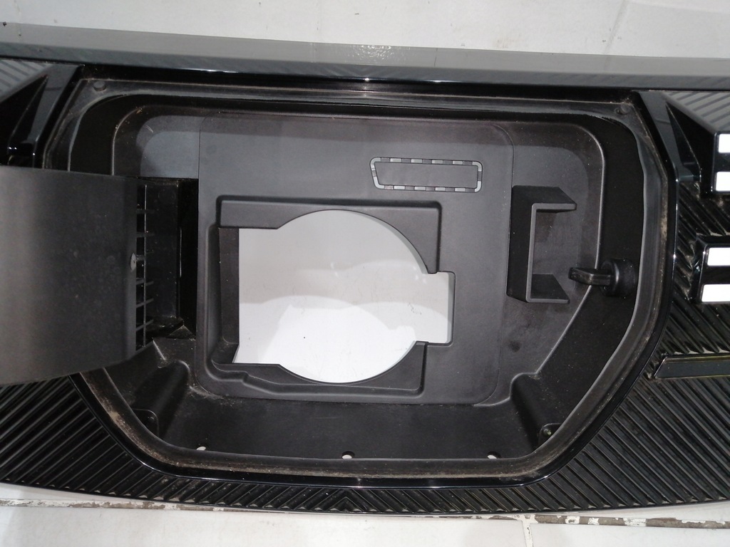 фото №3, Решётка радиатора решётка радиатора dacia spring lift hal 8715