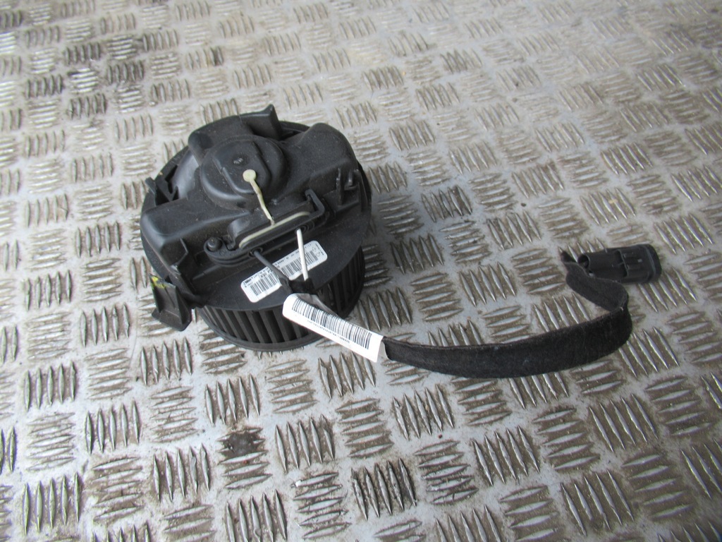 фото №1, Dacia duster i 2011 r. воздуходувка