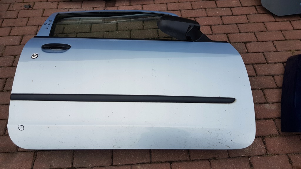 фото №1, Двері праве mitsubishi colt vi 3d t42