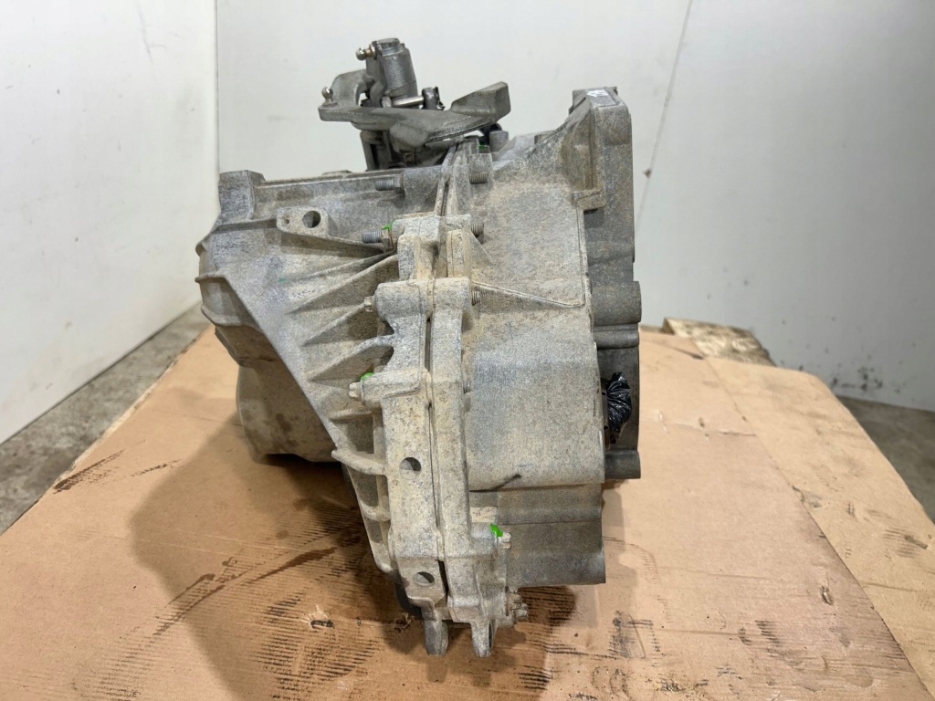 фото №8, 2012 opel zafira c механічна коробка передач 6 передач myj