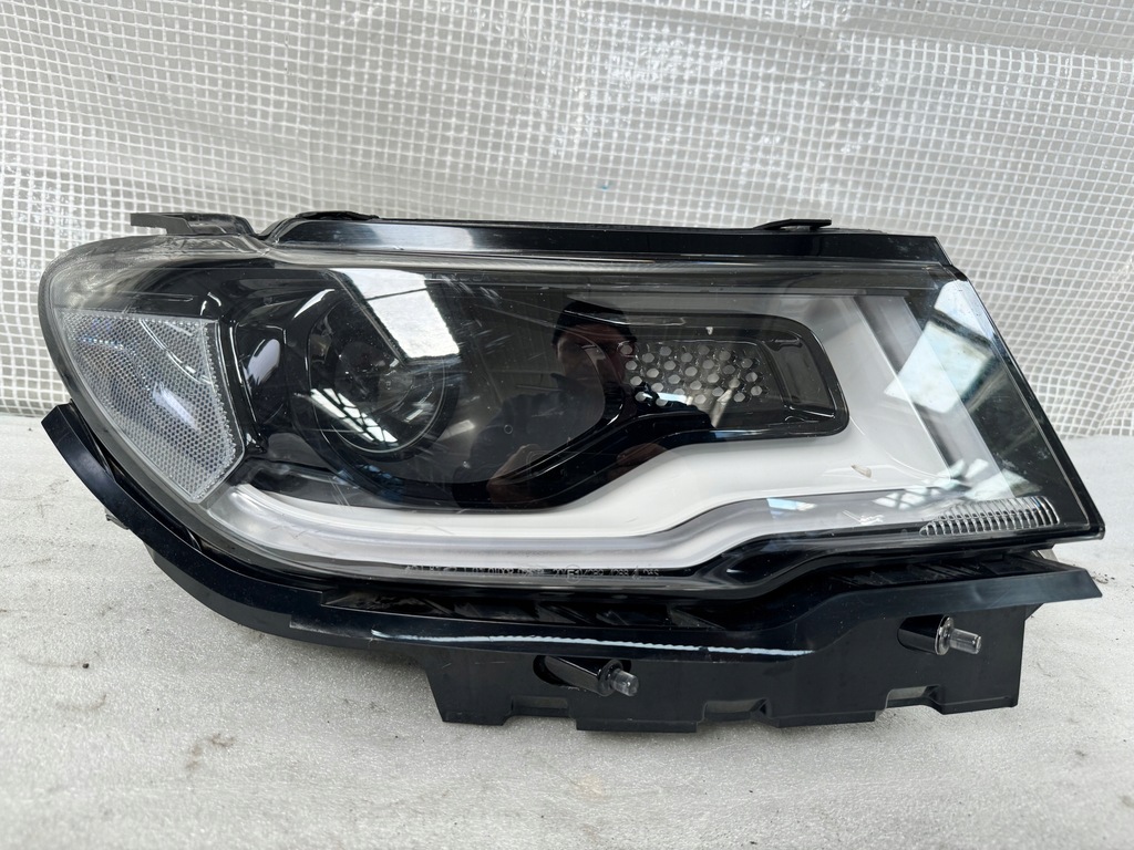 фото №1, Jeep compass права лампа ксенон