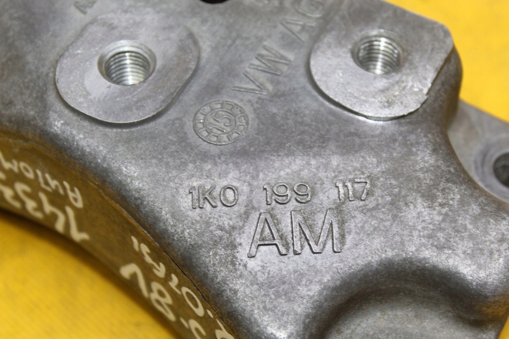 фото №6, Опора кронштейн двигателя audi s3 8v vw golf seat skoda 2.0 tfsi cyf 1k0199117am