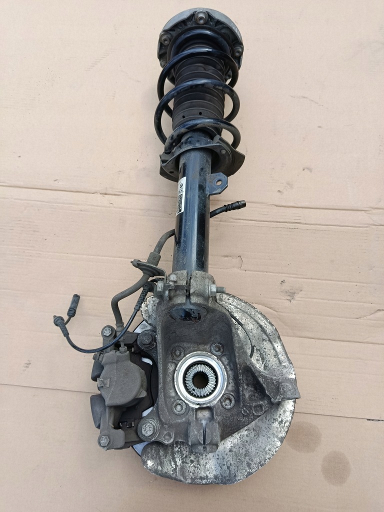 Поворотний кулак ступиця права перед підвіска амортизатор амортизаторна стійка bmw x1 f48 в Україні