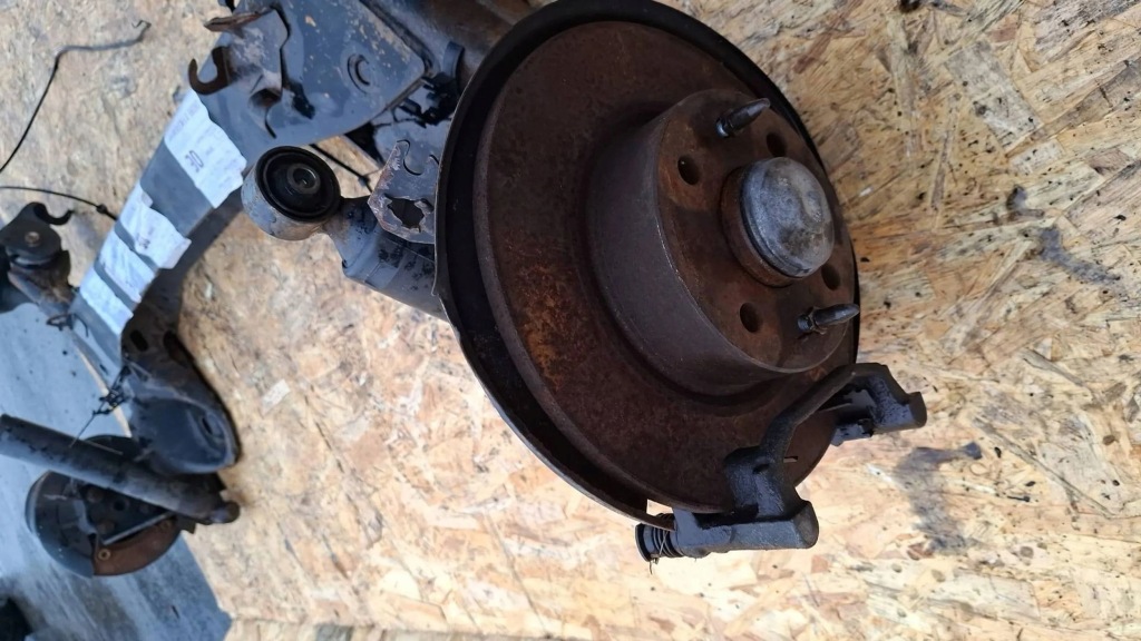 Вісь  задній fiat stilo sw універсал гальмівні диски abs в Україні