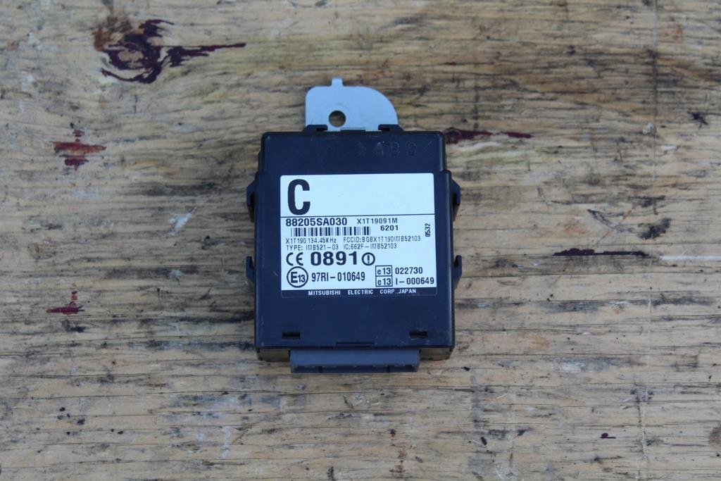фото №1, Модуль иммобилайзер subaru forester ii sg 2.0 88205sa030