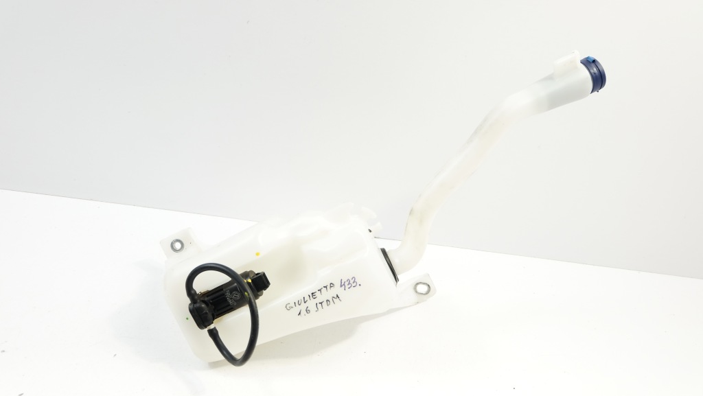 фото №1, Alfa romeo giulietta бак омывателя