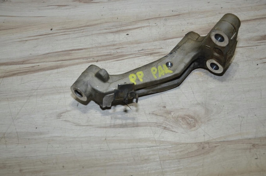 фото №1, Рычаг правый перед кронштейн partner iv rifter 19r