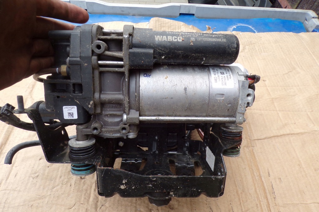 фото №5, Насос подвеска 4m0616005g vw touareg iii