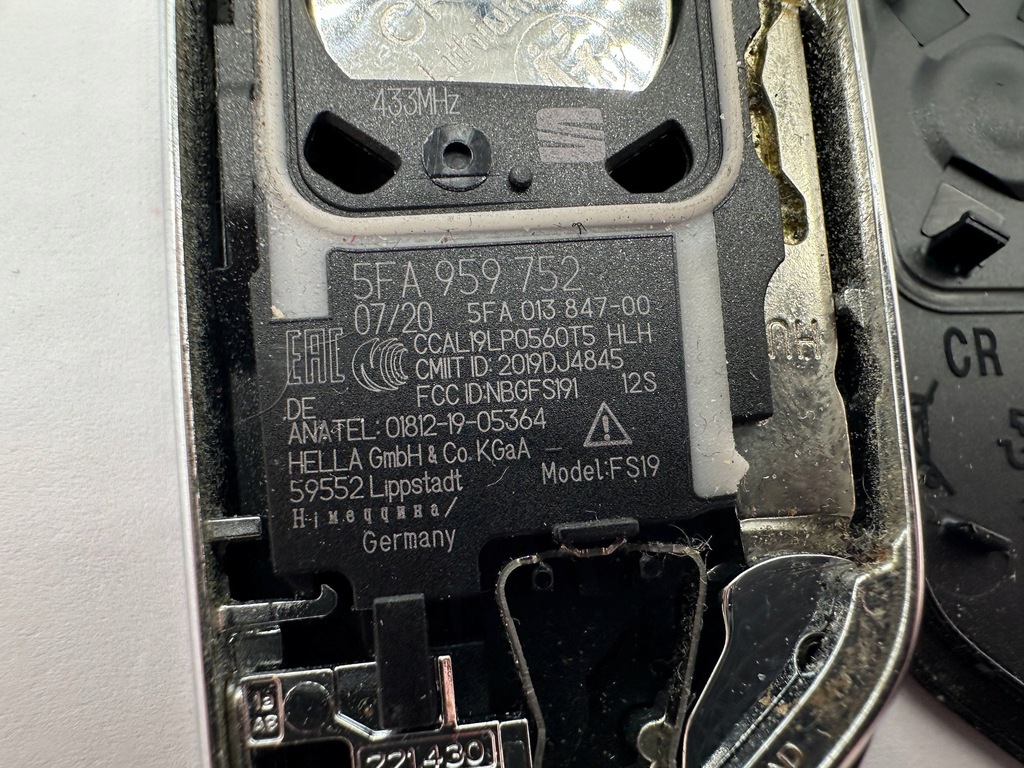 фото №10, Ключ ключ pilot smartkey keyless seat leon iv 5fa959752