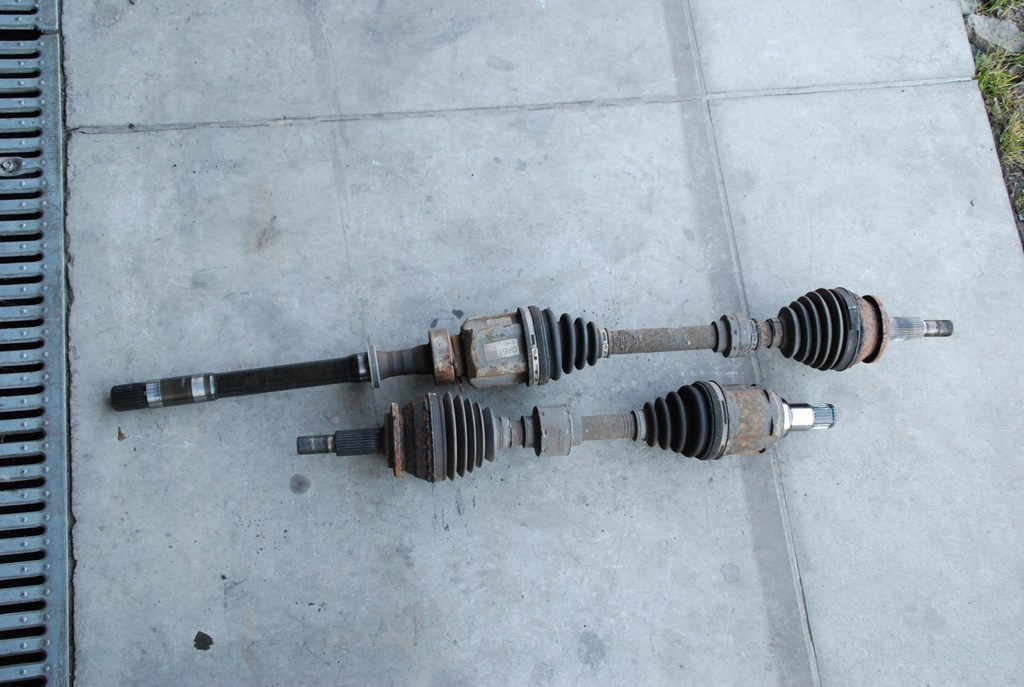 фото №1, Привідний вал передня p / l toyota rav4 iii 2.2 d4d 06-12