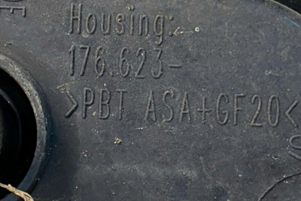 фото №6, Противотуманная фара левый передний vw passat b7 alltrack 365 176623 2.0l дизель 103kw