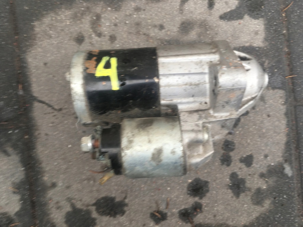 Купити Стартер mazda m000t39671