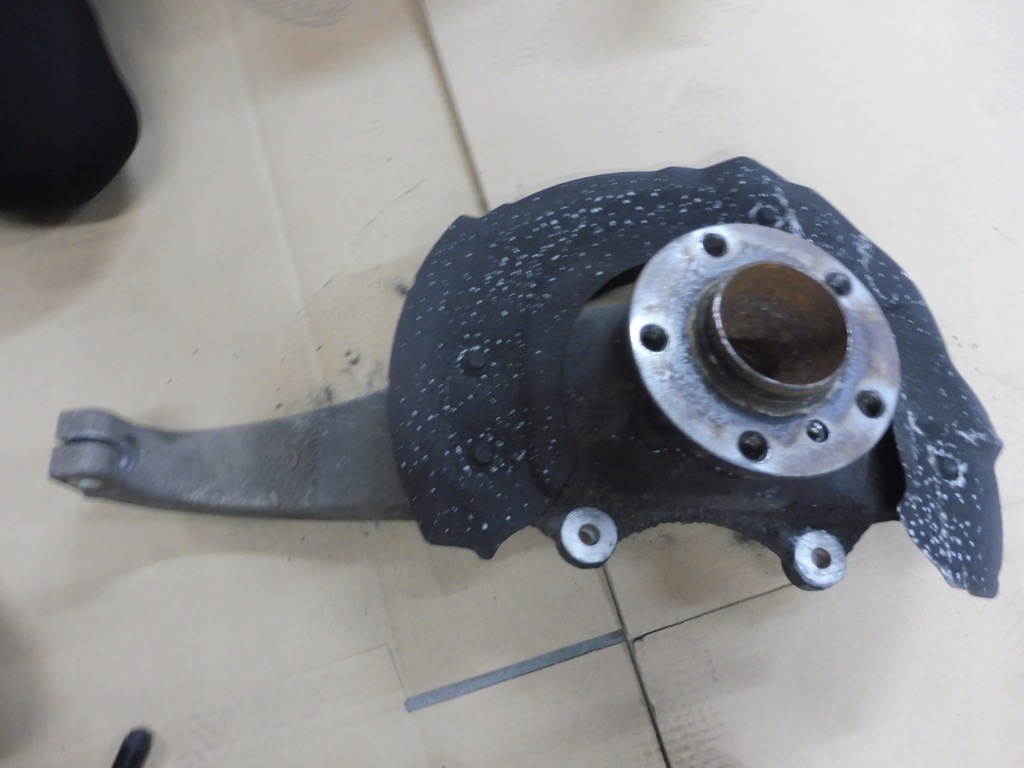 фото №5, Bmw f06 f10 f11 f13 поворотный кулак ступица правая перед