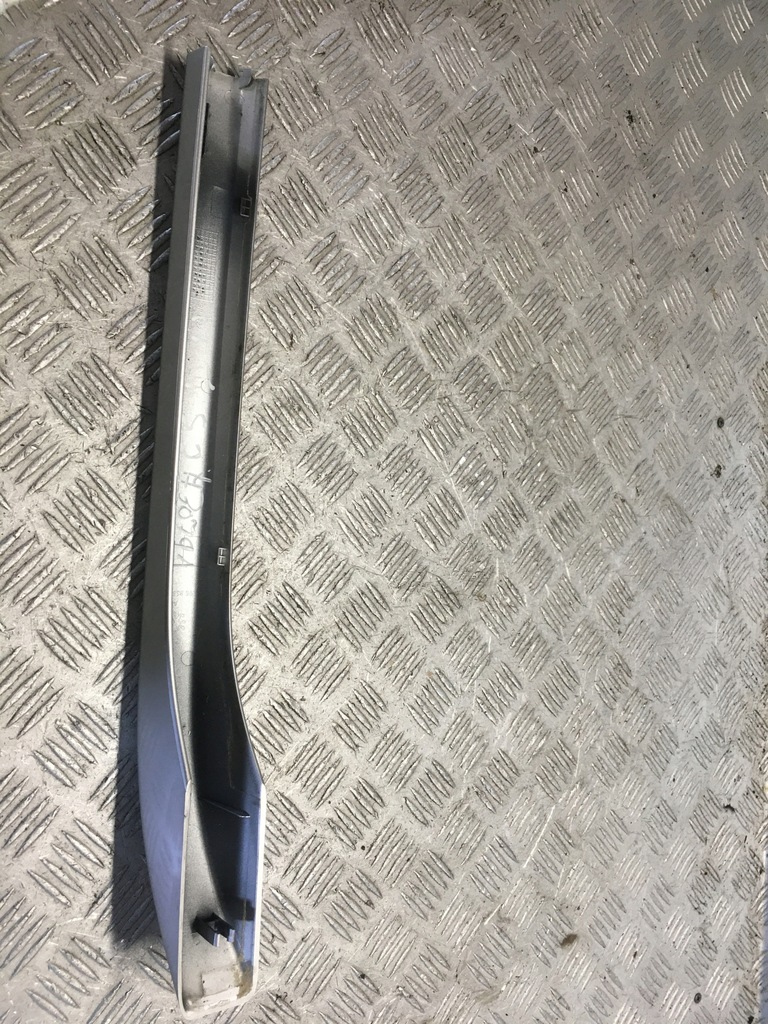 фото №4, Citroen c5 iii заглушка рейлинг левый задняя