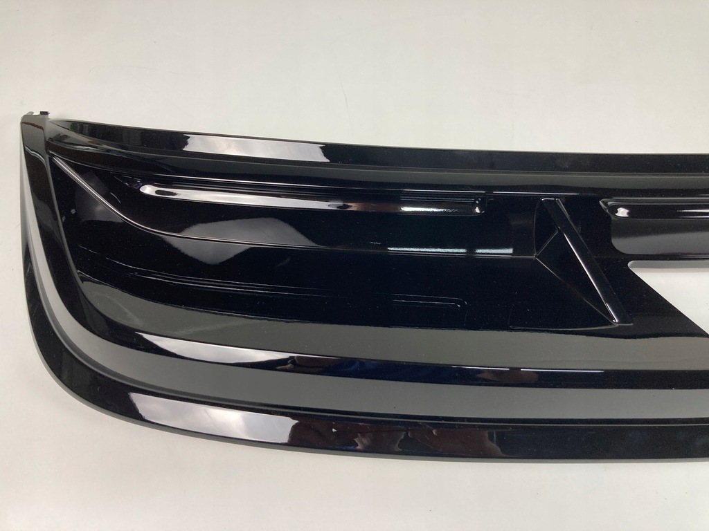 фото №2, Дифузор накладка бампера заднього tiguan r-line 5n