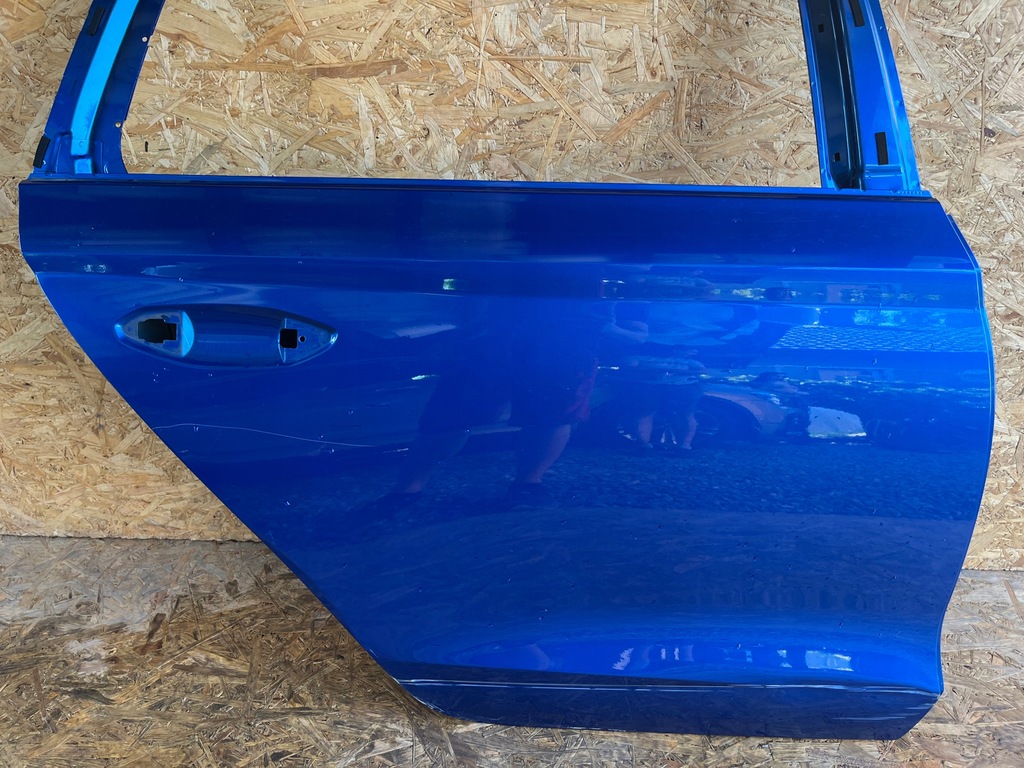 фото №15, Skoda octavia iv 4 kombi дверь задние задняя правое