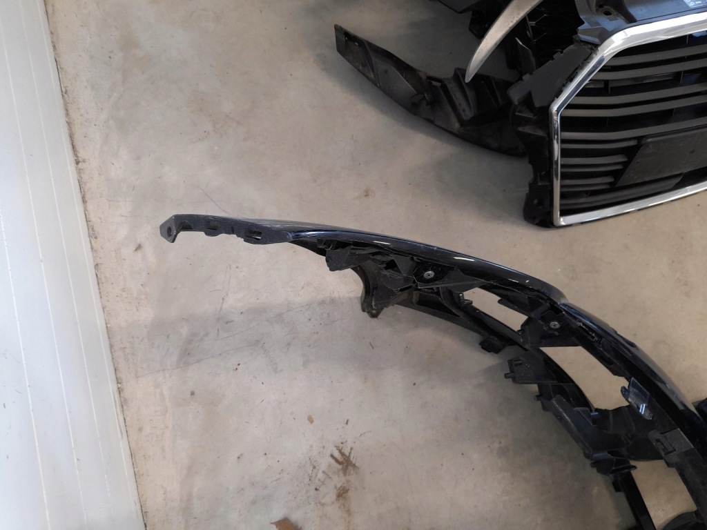 Бампер передний renault megane 3 iii lift 2013 в Украине