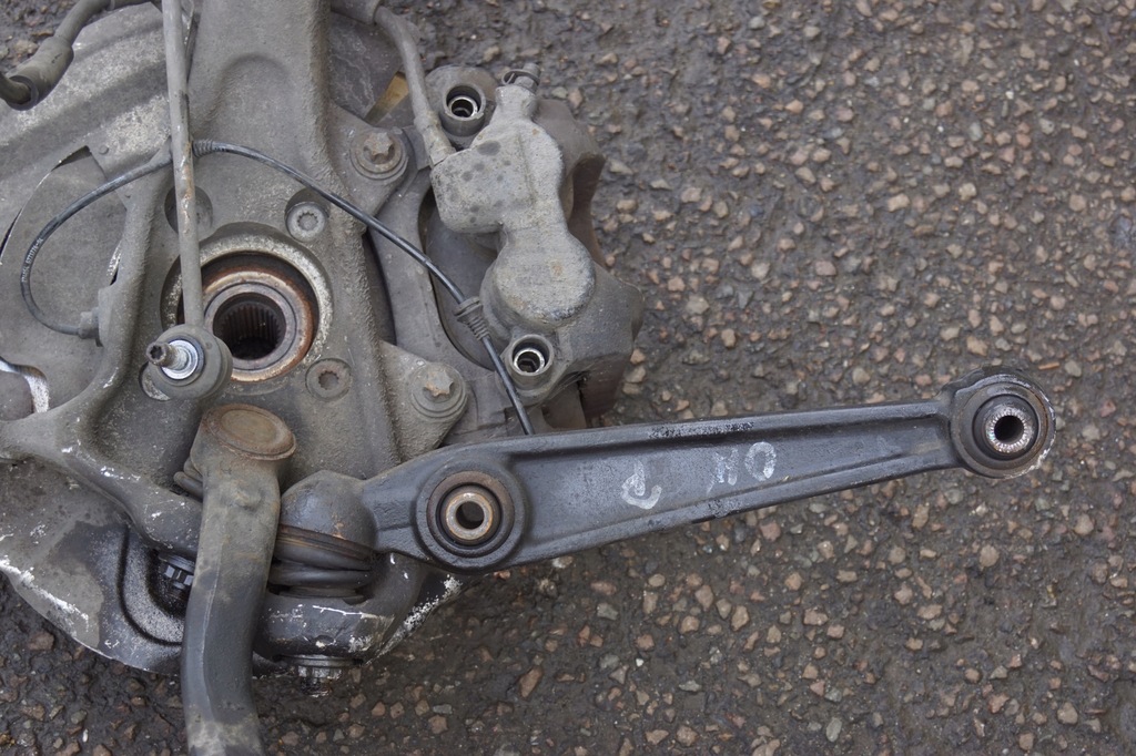 фото №10, Поворотний кулак амортизаторна стійка правий перед bmw x5 e70 3.0d