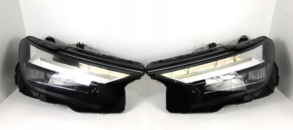 фото №1, Audi q4 89a лампа права ліва full led повний