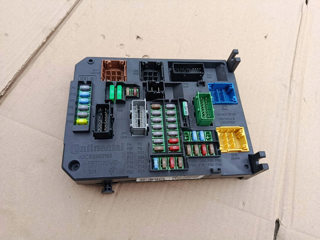 фото №10, Коробка предохранителей модуль bsi europa citroen c4 ii grand picasso