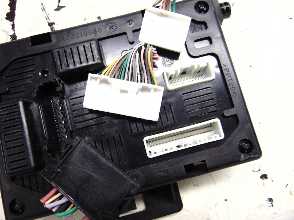 фото №3, Коробка модуль bcm renault modus 1.2 16v бензин